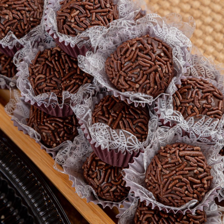 Brigadeiro colorido